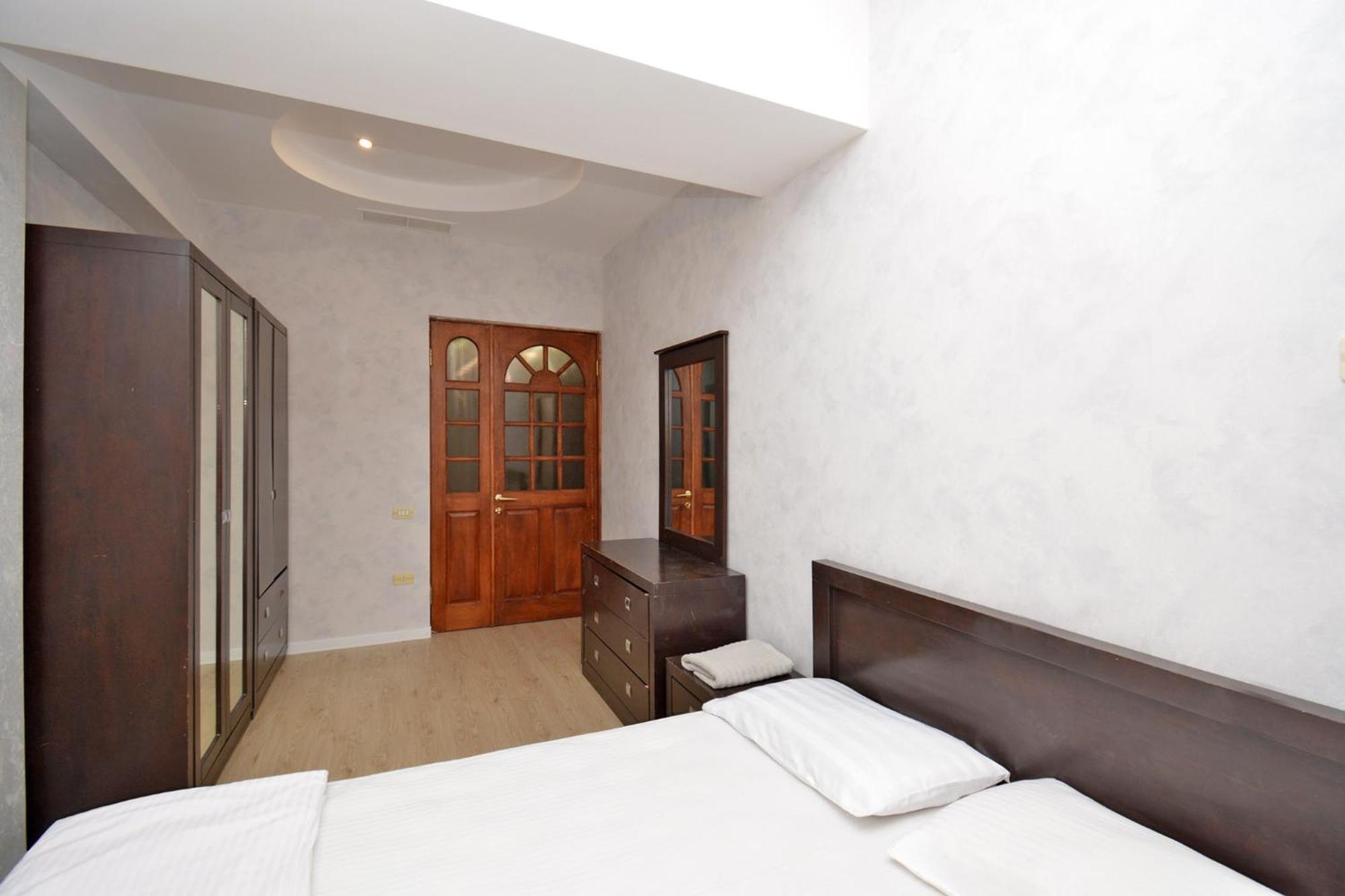 Apartment In Abovyan Street, Erivan Exterior foto